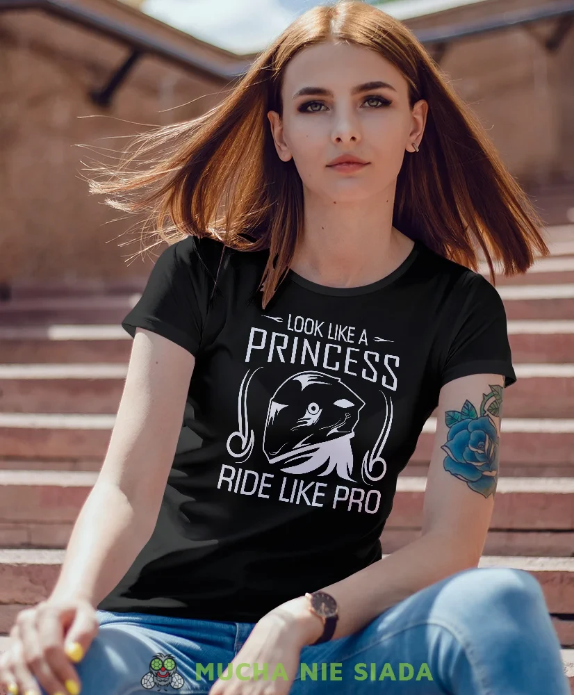 Look like a princess ride like pro, czarna damska koszulka, koszulka motocyklowa, koszulka dla motocyklistki, damska koszulka na motocykl, koszulka dla miłośniczki motocykli, motocykl, mucha nie siada sklep.webp