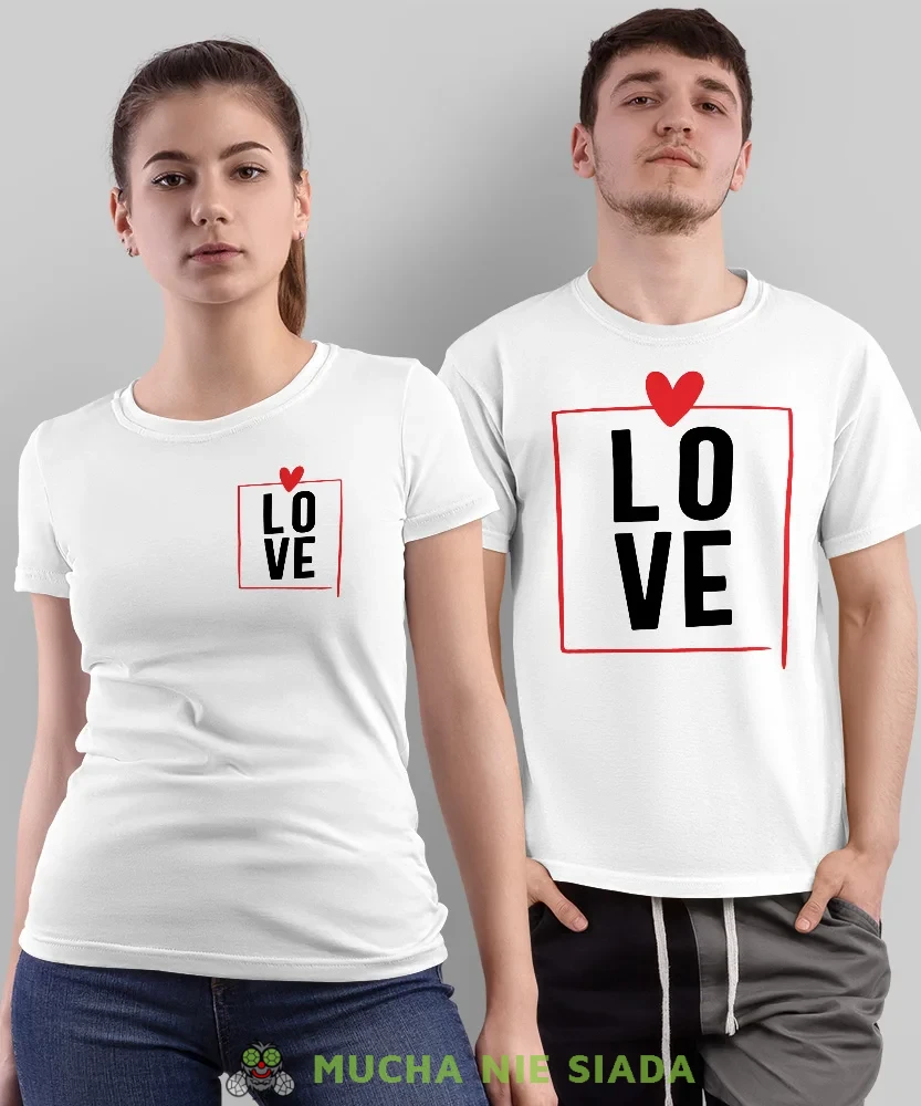 Love Love, białe koszulki dla par, dla męża, dla żony, dla chłopaka, dla dziewczyny, dla zakochanych, dla par, walentynki, fajne koszulki, t-shirty dla par, mucha nie siada, mns.webp