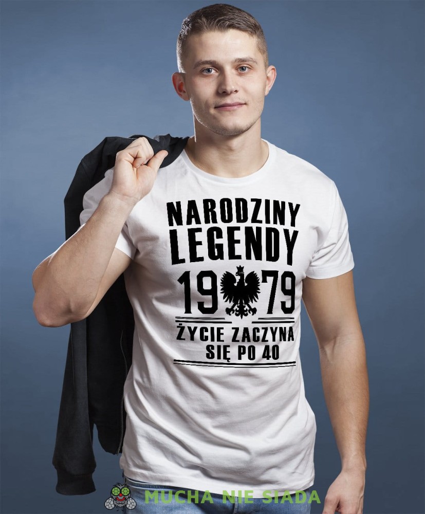 Narodziny legendy życie zaczyna się po 20, 30, 40, 50, 60, 70 ... Koszulka urodzinowa biała
