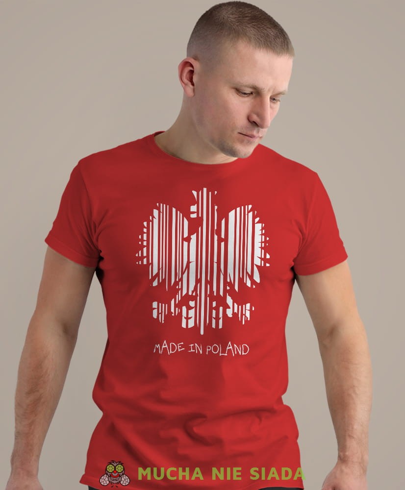 Made in Poland, czerwona męska koszulka z nadrukiem, koszulka patriotyczna, koszulki z grafiką patriotyczną, dla mężczyzny, dla chłopaka na prezent, koszulka Polska, koszulki Polska.jpg
