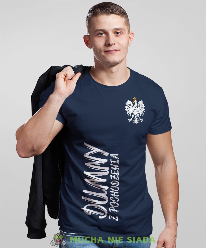 dumny z  pochodzenia Orzeł Polski pion, granatowa męska koszulka z nadrukiem, koszulka patriotyczna, koszulki z grafiką patriotyczną, dla mężczyzny, dla chłopaka na prezent, koszulka Polska, koszulki Polska.jpg