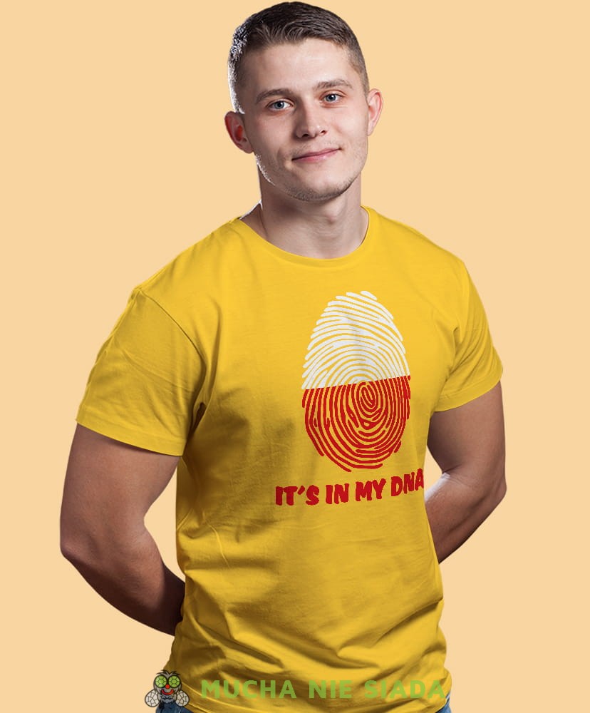 biało czerwony odcisk palca it's in my dna, żółta męska koszulka z nadrukiem, koszulka patriotyczna, koszulki z grafiką patriotyczną, dla mężczyzny, dla chłopaka na prezent, koszulka Polska, koszulki Polska.jpg