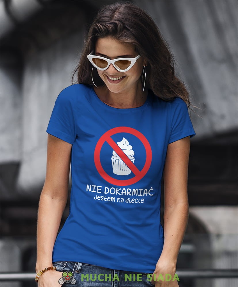 nie dokarmiać jestem na diecie niebieska koszulka.jpg