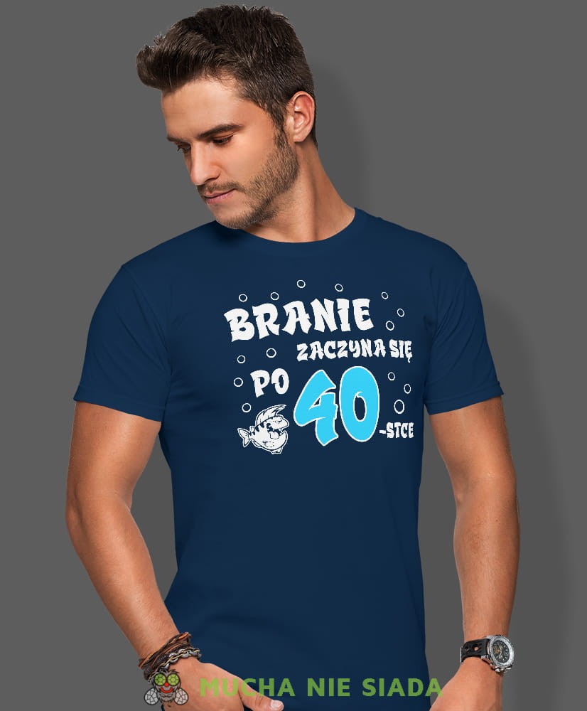 branie zaczyna sie po 20, 30, 40 ,50 ,60, granatowa męska koszulka urodzinowa, na urodziny, na prezent, fajna koszulka, dla chłopaka, dla męża.jpg