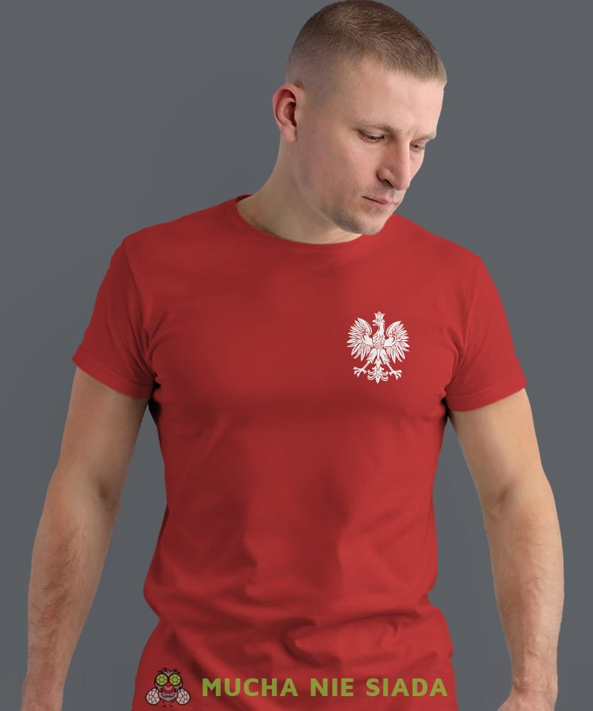 Polska, Orzeł Polski, imię, czerwona męska koszulka z nadrukiem, koszulka kibica, koszulki z grafiką patriotyczną, na prezent, koszulka Polska, koszulki Polski.jpg
