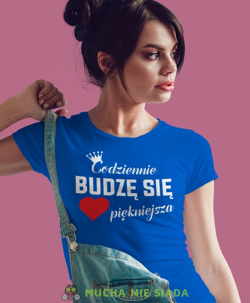 codziennie budzę się piękniejsza, niebieska damska koszulka z nadrukiem na prezent dla dziewczyny dla żony.jpg