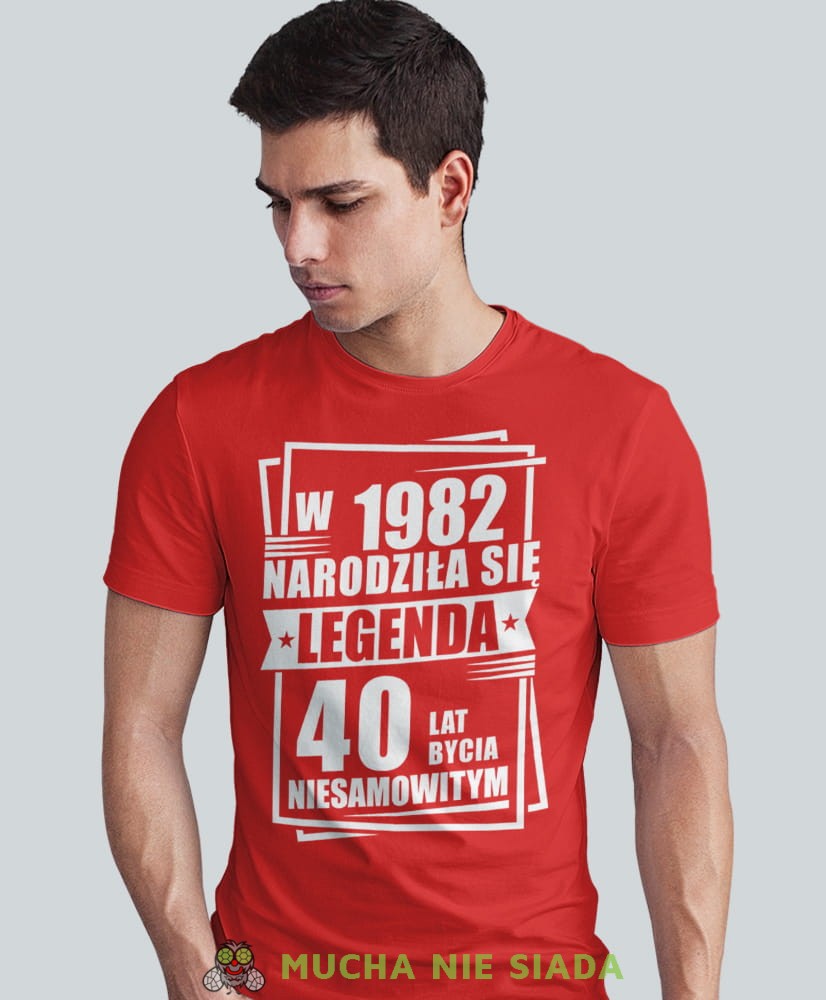 Narodziła się legenda 20 30 40 50 60 70 80 lat bycia niesamowitym, czerwona męska koszulka urodzinowa, na urodziny, na prezent, fajna koszulka, dla chłopaka, dla męża, mucha nie siada, mns.jpg