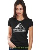 Damska koszulka z nadrukiem - Szczytuj ze mną - Idealna za wypad w góry, czarna koszulka z nadrukiem, wycieczka w góry, górska wyprawa, T-shirt dla miłośników turystyki górskiej, mucha nie siada koszulki.jpg