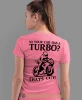 So your car has a turbo, różowa damska koszulka, koszulka motocyklowa, koszulka dla motocyklistki, damska koszulka na motocykl, dla miłośniczki motocykli, mucha nie siada sklep.webp