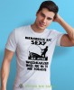 nienawidzę być sexy ale jestem wędkarzem więc nic na to nie poradzę biała męska koszulka z nadrukiem na co dzień, na prezent, fajna koszulka dla chłopaka.jpg