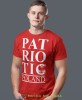 Patrioric Poland, czerwona męska koszulka z nadrukiem, koszulka patriotyczna, koszulki z grafiką patriotyczną, dla mężczyzny, dla chłopaka na prezent, koszulka Polska, koszulki Polska.jpg