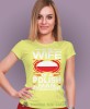 i'm the wife of a polish man nothing scares me żółta damska koszulka patriotyczna, patriotka, koszulka dla niej, dla dziewczyny, koszulka na prezent.jpg
