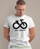 bike forever, biała męska koszulka rowerowa z nadrukiem, na rower, na co dzień, na prezent, fajna koszulka, rower, rowerzysta.jpg