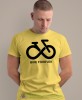 bike forever, żółta męska koszulka rowerowa z nadrukiem, na rower, na co dzień, na prezent, fajna koszulka dla chłopaka, rower, rowerzysta.jpg