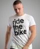 ride the bike, biała męska koszulka rowerowa z nadrukiem, na rower, na co dzień, na prezent, fajna koszulka dla chłopaka, rower, rowerzysta.jpg