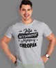 jego wysokość najlepszy chłopak, szara męska koszulka dla chłopaka, koszulka z nadrukiem, na prezent, na urodziny, mucha nie siada.jpg