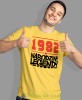 Narodziny legendy Rok urodzenia, żółta męska koszulka urodzinowa, na urodziny, na prezent, fajna koszulka, dla chłopaka, dla męża, mucha nie siada, mns.jpg
