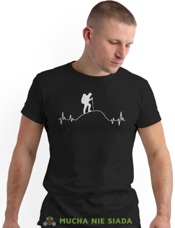 Męska koszulka z nadrukiem - Góry linia życia wędrowiec - Idealna za wypad w góry, czarna koszulka z nadrukiem, wycieczka w góry, górska wyprawa, T-shirt do miłośników turystyki górskiej, mucha nie siada koszulki.jpg