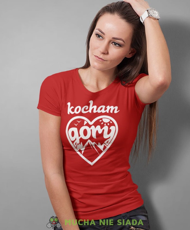 Damska koszulka z nadrukiem - Kocham góry, serce - Idealna za wypad w góry, czerwona koszulka z nadrukiem, wycieczka w góry, górska wyprawa, T-shirt dla miłośników turystyki górskiej, mucha nie siada koszulki.jpg