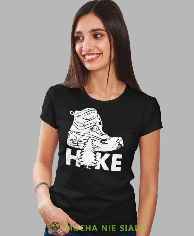 Damska koszulka z nadrukiem - Hike - But górski - Idealna za wypad w góry, czarna koszulka z nadrukiem, wycieczka w góry, górska wyprawa, T-shirt dla miłośników turystyki górskiej, mucha nie siada koszulki.jpg