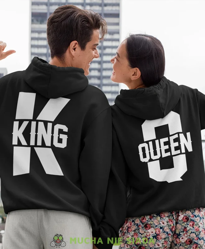 King  Queen KQ, czarne bluzy z kapturem dla par, bluzy dla zakochanych, dla par, bluzy z kapturem na walentynki, fajne bluzy z kapturem, bluzy dla par, bluzy z kapturem dla par mucha nie siada, mns.webp