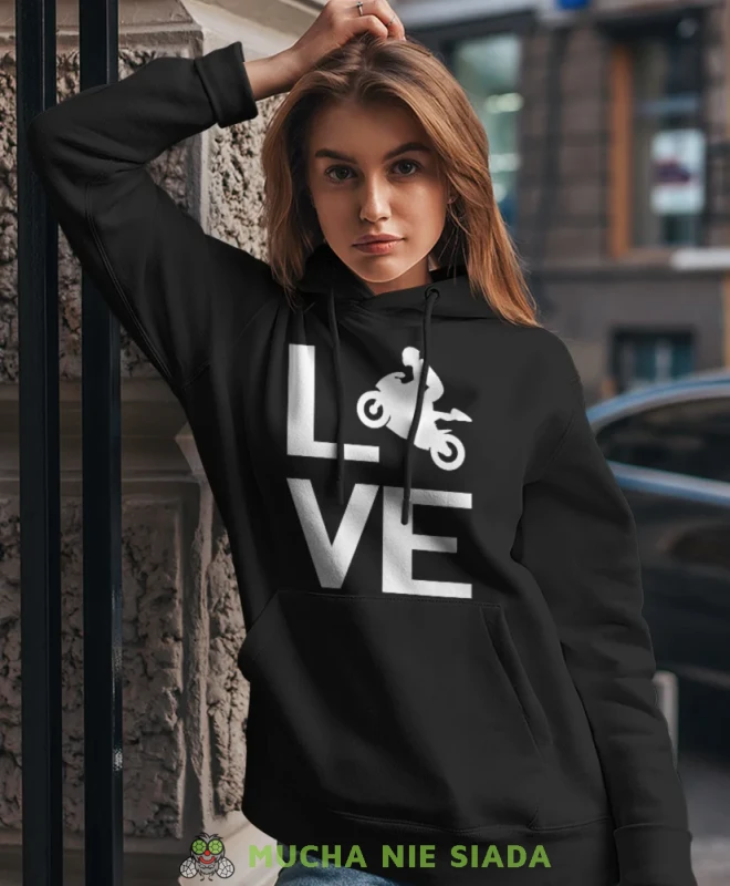 Love motocyklista, czarna damska bluza z kapturem, bluza dla motocyklistki, bluzy na motocykl, bluza z kapturem na motocykl, damska bluza na motocykl, na prezent dla miłośniczki motocykli.webp
