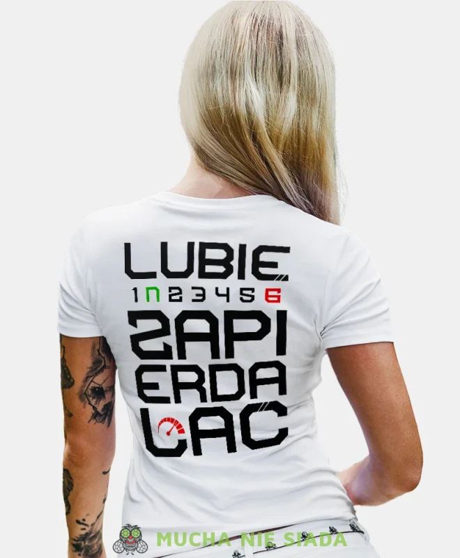 Lubię zapier moto, biała damska koszulka, koszulka motocyklowa, dla motocyklistki, koszulka na motocykl, dla miłośniczki motocykli, mucha nie siada.webp