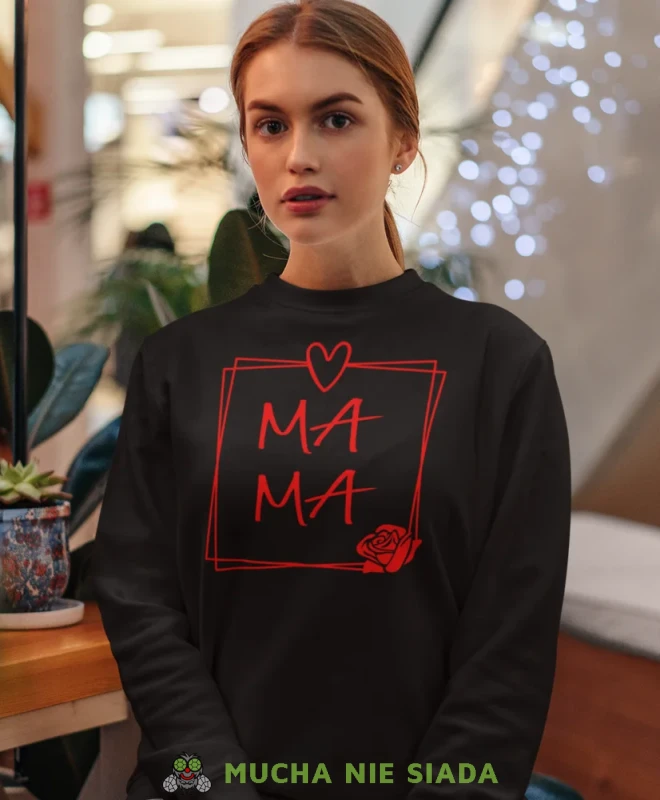 Mama róża, czarna bluza dla mamy, prezent dla mamy, bluzy na dzień matki, bluzy z hasłem dla mamy, personalizowana bluza dla mamy, oryginalne bluzy na dzień matki, mucha nie siada.webp