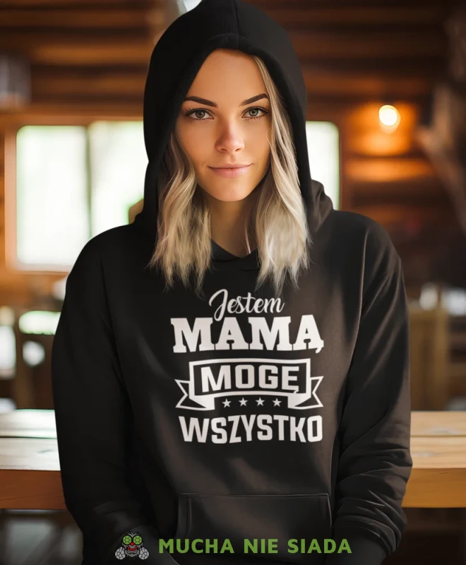 Jestem mamą mogę wszystko, czarna bluza z kapturem dla mamy, prezent dla mamy, bluzy na dzień matki, bluzy z kapturem dla mamy, personalizowana bluza dla mamy, oryginalne bluzy na dzień matki, mucha nie siada.webp