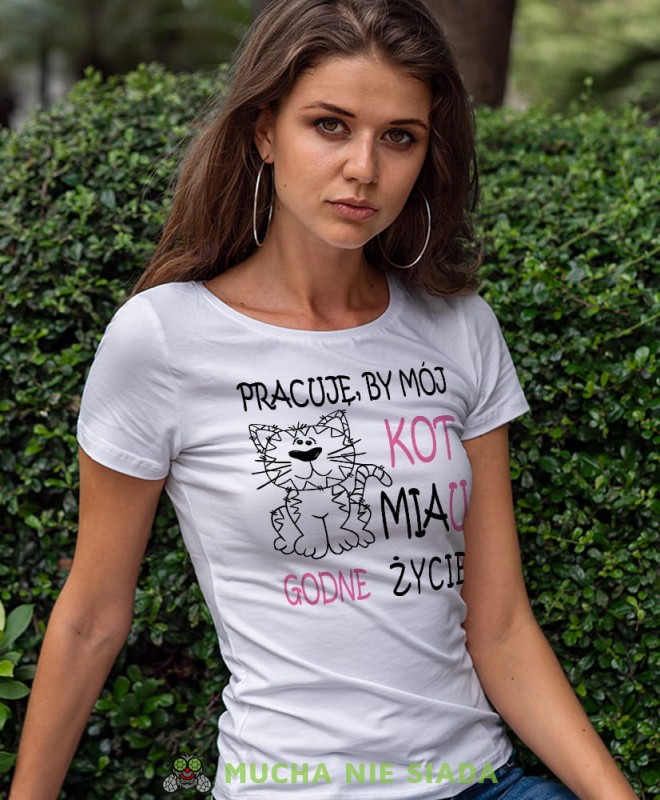 pracuje by mój kot miau godne życie biała damska koszulka z nadrukiem na prezent dla dziewczyny dla żony.jpg