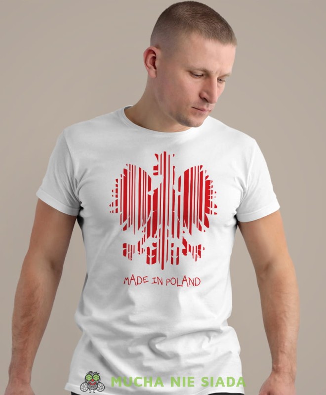 Made in Poland, biała męska koszulka z nadrukiem, koszulka patriotyczna, koszulki z grafiką patriotyczną, dla mężczyzny, dla chłopaka na prezent, koszulka Polska, koszulki Polska.jpg