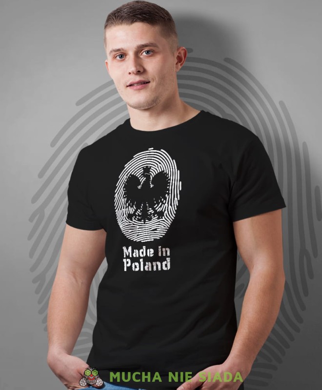 made in Poland, orzeł, odcisk palca, czarna męska koszulka z nadrukiem, koszulka patriotyczna, koszulki z grafiką patriotyczną, dla mężczyzny, dla chłopaka na prezent, koszulka Polska, koszulki Polska.jpg