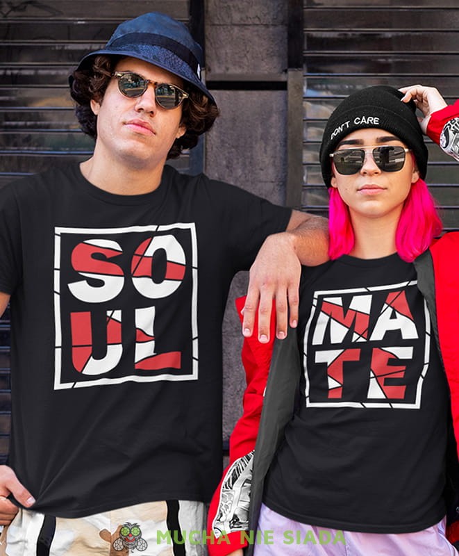 SOUL MATE, czarne koszulki dla par, dla męża, dla żony, walentynki, fajne koszulki, t-shirty dla par, dla chłopaka, dla dziewczyny, prezent dla narzeczonego, prezent dla narzeczonej, mucha nie siada.jpg