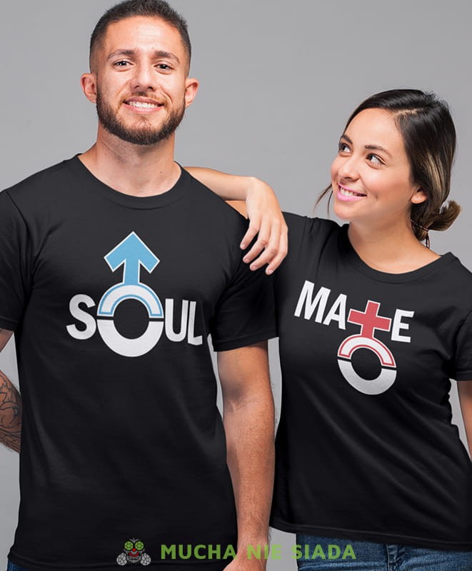 soulmate znaki, czarne koszulki dla par, dla męża, dla żony, walentynki, fajne koszulki, t-shirty dla par, dla chłopaka, dla dziewczyny, prezent dla narzeczonego, prezent dla narzeczonej, mucha nie siada.jpg