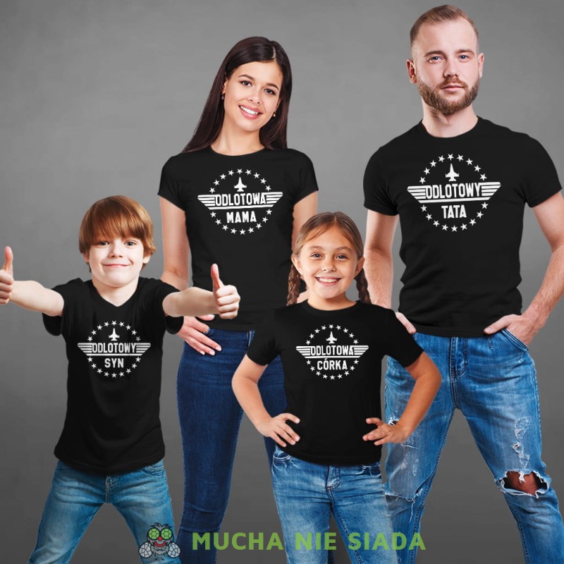Odlotowa Rodzina, mama, tata, syn, córka, czarne koszulki rodzinne, friends styl, na prezent, fajne koszulki, mucha nie siada, mns sklep.jpg