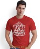 Męska koszulka z nadrukiem - Król górskich wędrówek - Idealna za wypad w góry, czerwona koszulka z nadrukiem, wycieczka w góry, górska wyprawa, T-shirt do miłośników turystyki górskiej, mucha nie siada koszulki.jpg
