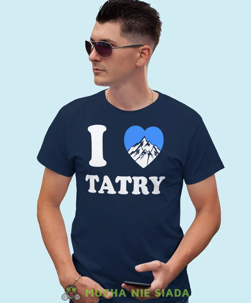 Męska koszulka z nadrukiem - Kocham Tatry, I love Tatry - Idealna za wypad w góry, granatowa koszulka z nadrukiem, wycieczka w góry, górska wyprawa, T-shirt do miłośników turystyki górskiej, mucha nie siada koszulki.jpg