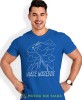 Męska koszulka z nadrukiem - Wlezę wszędzie - Idealna za wypad w góry, niebieska koszulka z nadrukiem, wycieczka w góry, górska wyprawa, T-shirt do miłośników turystyki górskiej, mucha nie siada koszulki.jpg