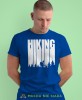 Męska koszulka z nadrukiem - Hiking góry las - Idealna za wypad w góry, niebieska koszulka z nadrukiem, wycieczka w góry, górska wyprawa, T-shirt do miłośników turystyki górskiej, mucha nie siada koszulki.jpg