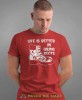 Męska koszulka z nadrukiem - Life is better in hiking boots - Idealna za wypad w góry, czerwona koszulka z nadrukiem, wycieczka w góry, górska wyprawa, T-shirt do miłośników turystyki górskiej, mucha nie siada koszulki.jpg