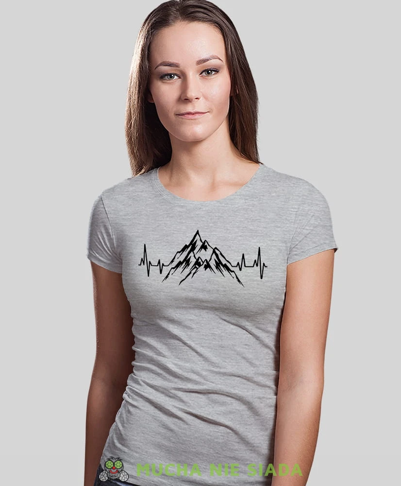 Damska koszulka z nadrukiem - Góry linia życia - Idealna za wypad w góry, szara koszulka z nadrukiem, wycieczka w góry, górska wyprawa, T-shirt dla miłośników turystyki górskiej, mucha nie siada koszulki.jpg