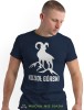 Męska koszulka z nadrukiem - Kozioł górski  - Idealna za wypad w góry, granatowa koszulka z nadrukiem, wycieczka w góry, górska wyprawa, T-shirt do miłośników turystyki górskiej, mucha nie siada koszulki.jpg