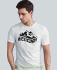 Męska koszulka z nadrukiem - Bieszczady - Idealna na wypad w góry, biała koszulka z nadrukiem, wycieczka w góry, górska wyprawa, T-shirt dla miłośników turystyki górskiej, mucha nie siada koszulki.jpg