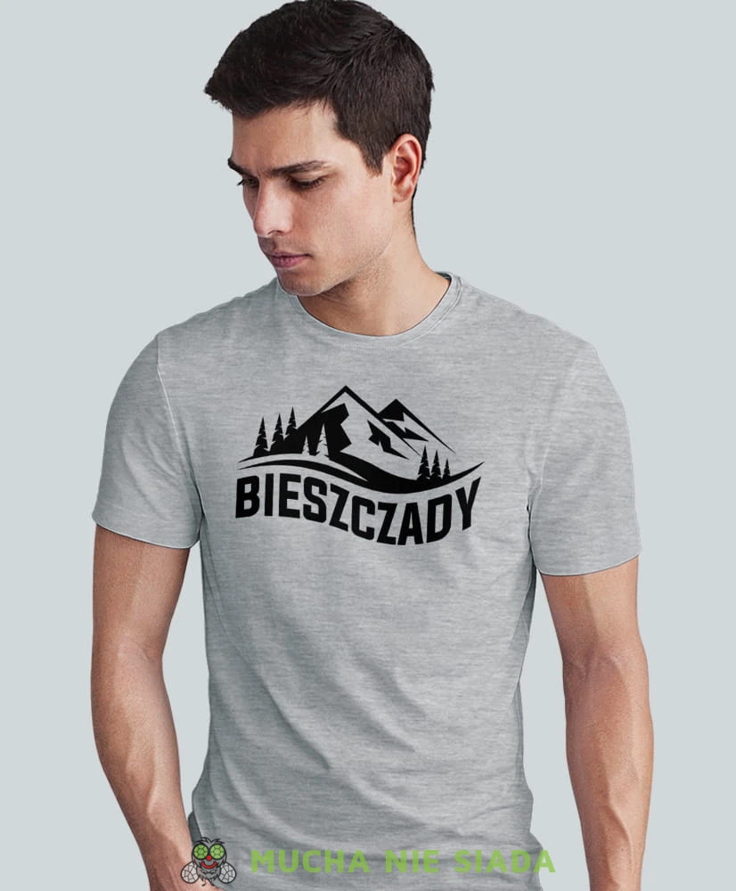 Męska koszulka z nadrukiem - Bieszczady - Idealna na wypad w góry, szara koszulka z nadrukiem, wycieczka w góry, górska wyprawa, T-shirt dla miłośników turystyki górskiej, mucha nie siada koszulki.jpg