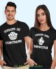 Jestem jego babeczką Jestem jej ciachem, czarne koszulki dla par, dla męża, dla żony, dla chłopaka, dla dziewczyny, dla zakochanych, dla par, walentynki, fajne koszulki, t-shirty dla par, mucha nie siada, mns.jpg