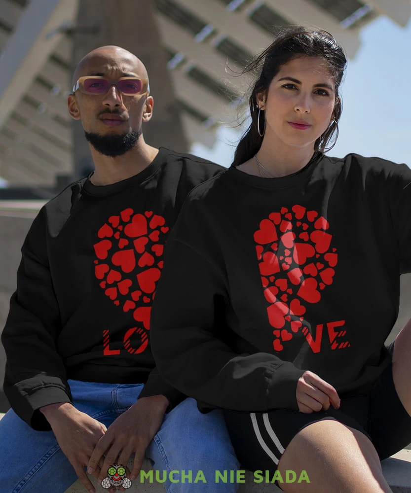 LOVE serca, czarne bluzy dla par, dla chłopaka, dla dziewczyny, dla zakochanych, dla par, bluzy na  walentynki, fajne bluzy, bluzy dla par, mucha nie siada, mns.jpg