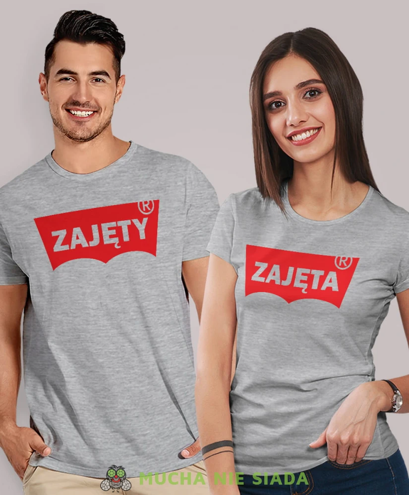 Zajęty Zajęta, szare koszulki dla par, dla męża, dla żony, dla chłopaka, dla dziewczyny, dla zakochanych, dla par, walentynki, fajne koszulki, t-shirty dla par, mucha nie siada, mns.jpg