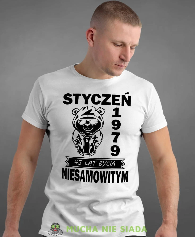 Miś Teddy 20 30 40 50 60 70 80 lat bycia niesamowitym, biała męska koszulka urodzinowa, na urodziny, na prezent, fajna koszulka, dla chłopaka, dla męża, mucha nie siada, mns.jpg