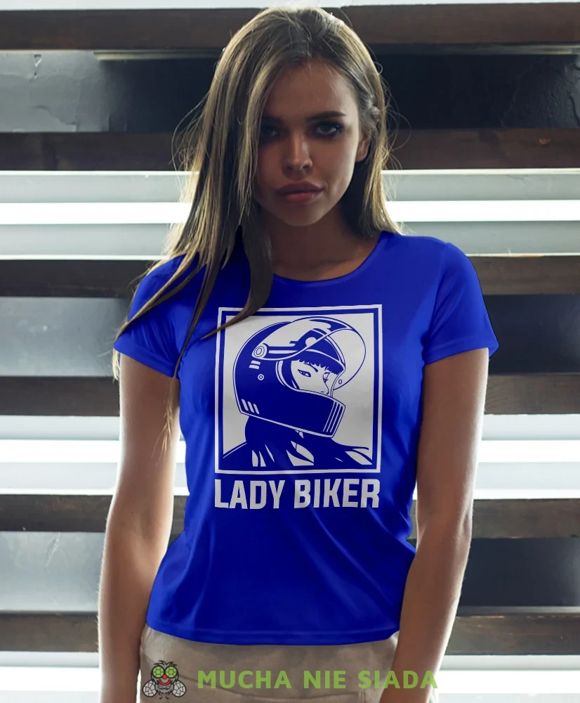 Lady biker motocyklistka, niebieska damska koszulka, koszulka motocyklowa, koszulka dla motocyklistki, damska koszulka na motocykl, koszulka dla miłośniczki motocykli, motocykl, mucha nie siada sklep.webp