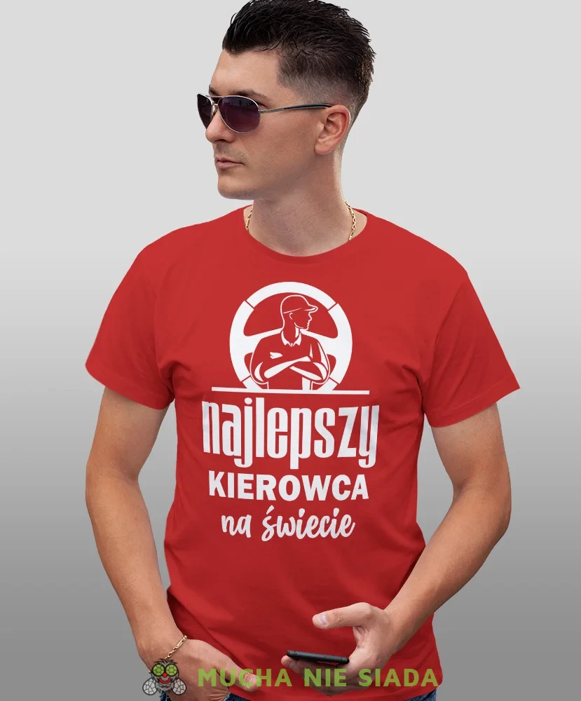 Najlepszy kierowca na świecie, czerwona koszulka z nadrukiem, prezent dla kierowcy tira, prezent dla kierowcy ciężarówki, koszulka dla kierowcy ciężarówki, koszulki dla kierowcy, mucha niesiada, mns.webp